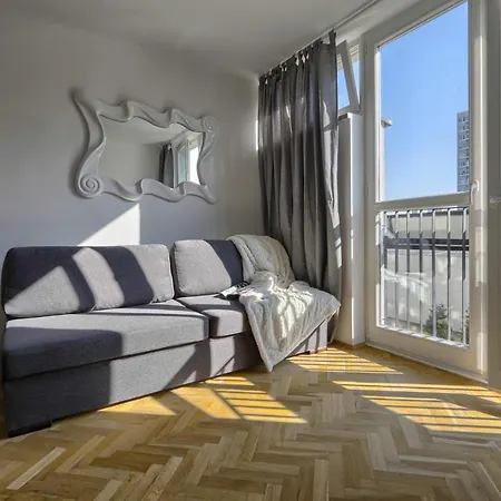 V Ajax Rondo Onz Appartement Warschau