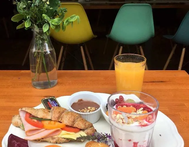 V Ajax Rondo Onz Appartement *