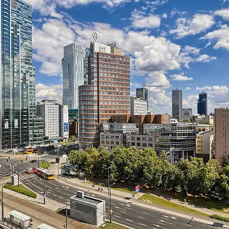 V Ajax Rondo Onz * Βαρσοβία