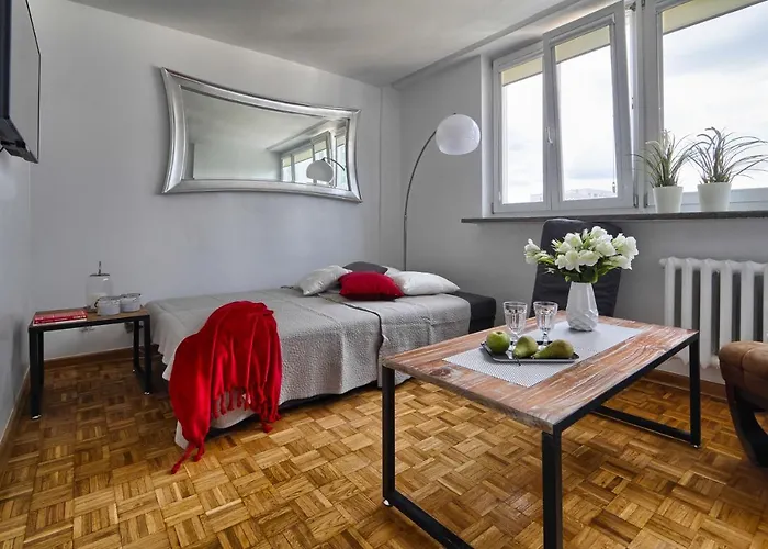 V Ajax Rondo Onz * ワルシャワ