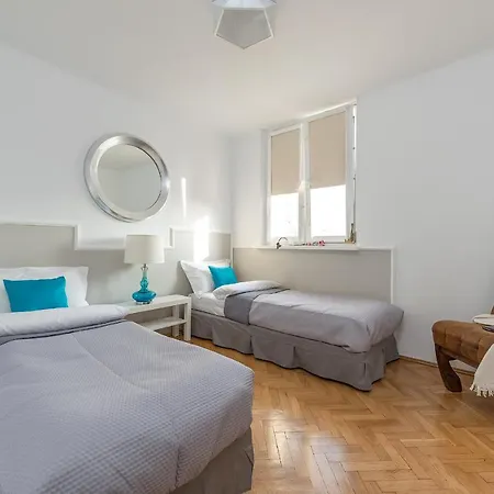 Apartment V Ajax Rondo Onz Warsaw